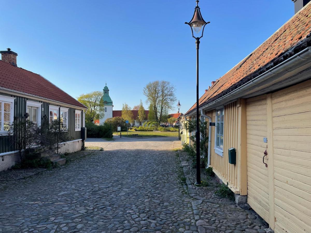 Charmigt Boende Med Perfekt Laege I Gamla Stan Falkenberg Bagian luar foto